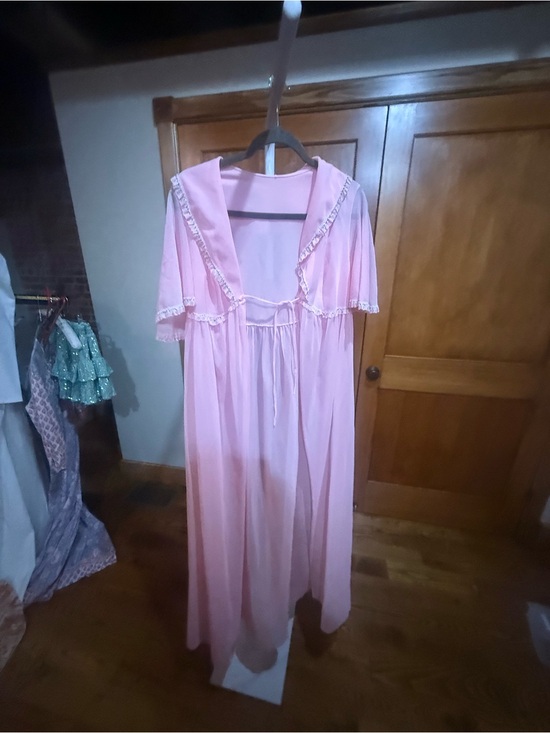 None Other - Vintage duster robe pink ties maxi